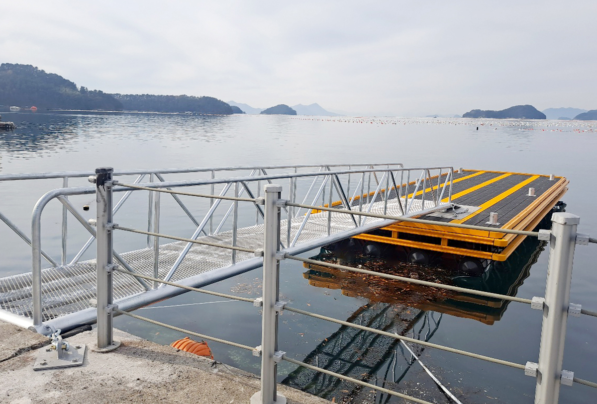 Connecting Foot Bridge Installation in Dosan Village, Tongyeong-si, Gyeongsangnam-do